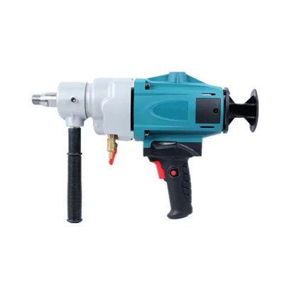 Käeshoitav puurimismasin